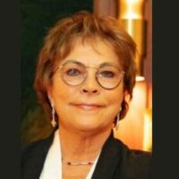 Dr. Kirsten Soyke (square)